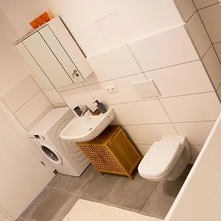 アパート Meisterhaus