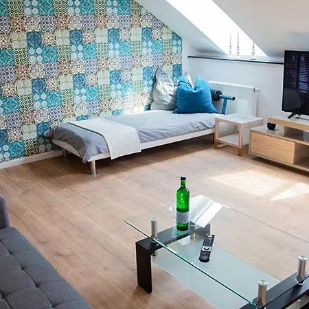 アパート Meisterhaus